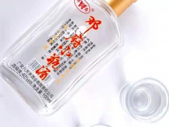 邓府小瓶酒